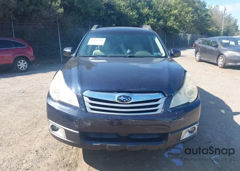 2012 Subaru Outback 2.5I Premium z USA, uszkodzony, nr VIN 4S4BRBGC4C3301153